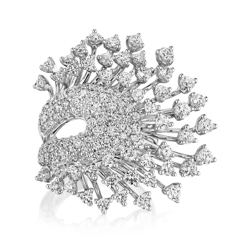 Hueb,18k Luminus White Gold Ring With 4.48 Cts Vs-Gh Diamonds,7