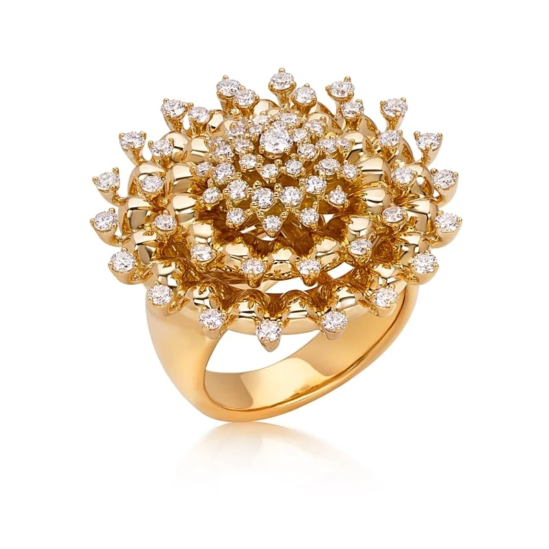 Hueb,18k Tribal Yellow Gold Ring With 1.53 Cts Vs-Gh Diamonds,7