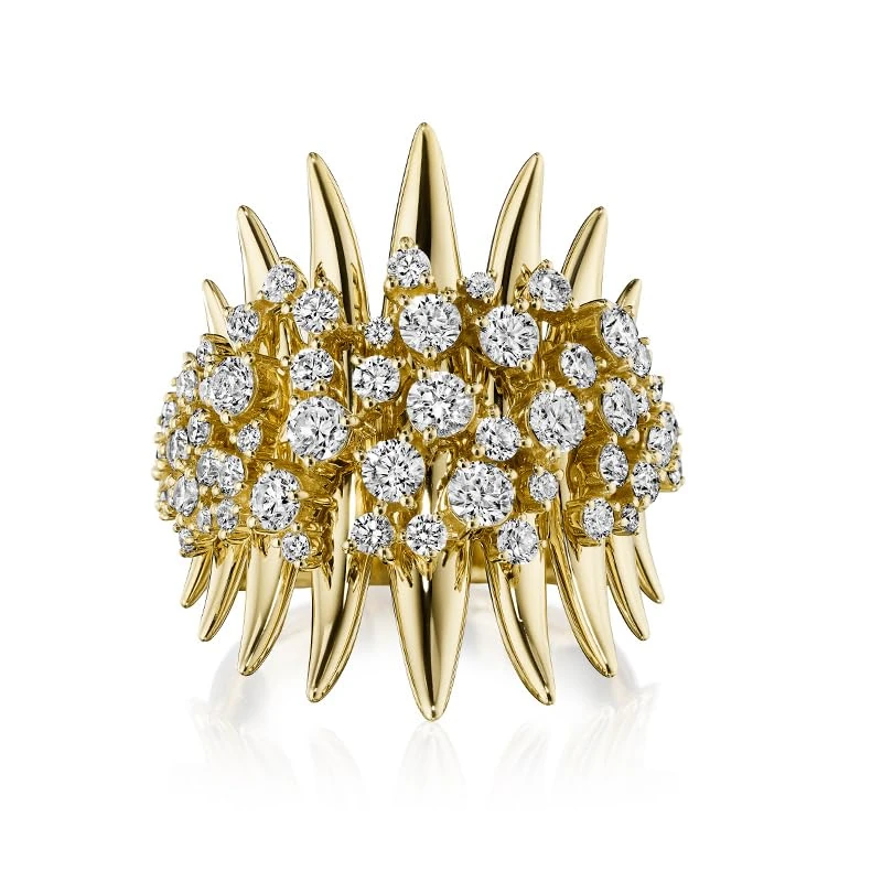 Hueb,18k Tribal Yellow Gold Ring With 2.02 Cts Vs-Gh Diamonds,7