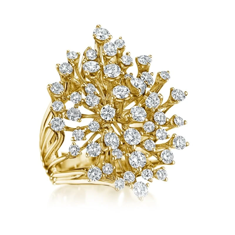 Hueb,18k Luminus Yellow Gold Ring With 3.08 Cts Vs-Gh Diamonds,6