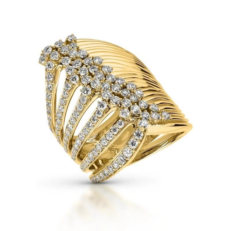 Hueb,18k Bahia Yellow Gold Ring With 1.39 Cts Vs-Gh Diamonds,6