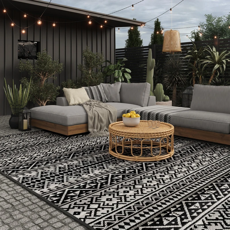 EVOCAMP Outdoor Rug 270 x 300 cm, Plastic Mat, Weatherproof and Lightweight, Outdoor Picnic Blanket, Plastic Fibre Awning Mat, Suitable for Patio - Image 1