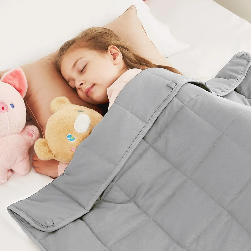 CuteKing Weighted Blanket - Weighted Blanket with Premium Glass Beads - Breathable Heavy Blanket for Comfortable Rest - Thick Blanket All Season (10lbs, 50"x60", Light Grey)