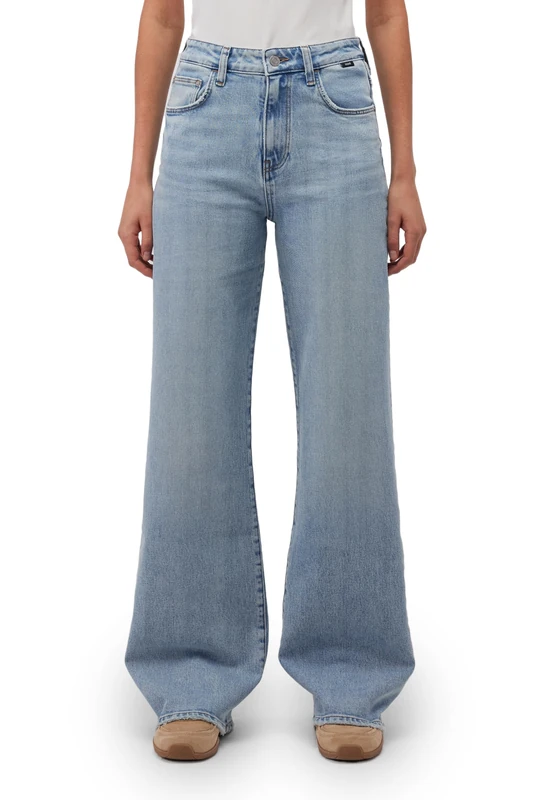 Mavi Women's Malibu Jeans, Lt Brushed 90s, 29W x 32L - Image 1