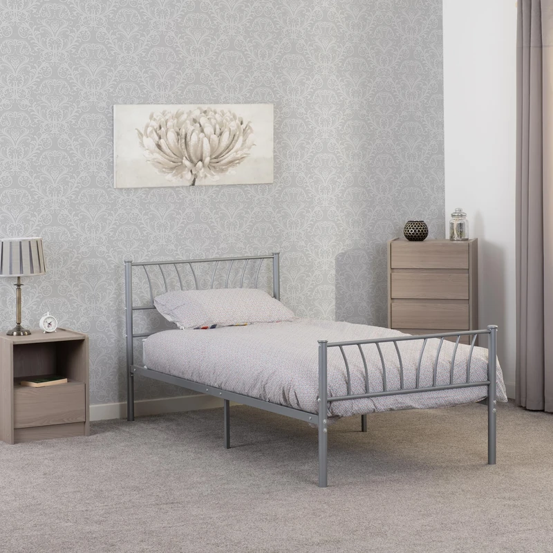 Seconique Harlow 3' Bed in Silver