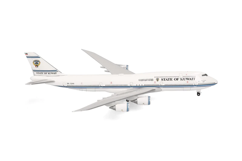 Herpa Model Airplane Boeing 747-8, Kuwait Government, Miniature in 1:500 Scale, Collectible, Model Without Stand, Metal