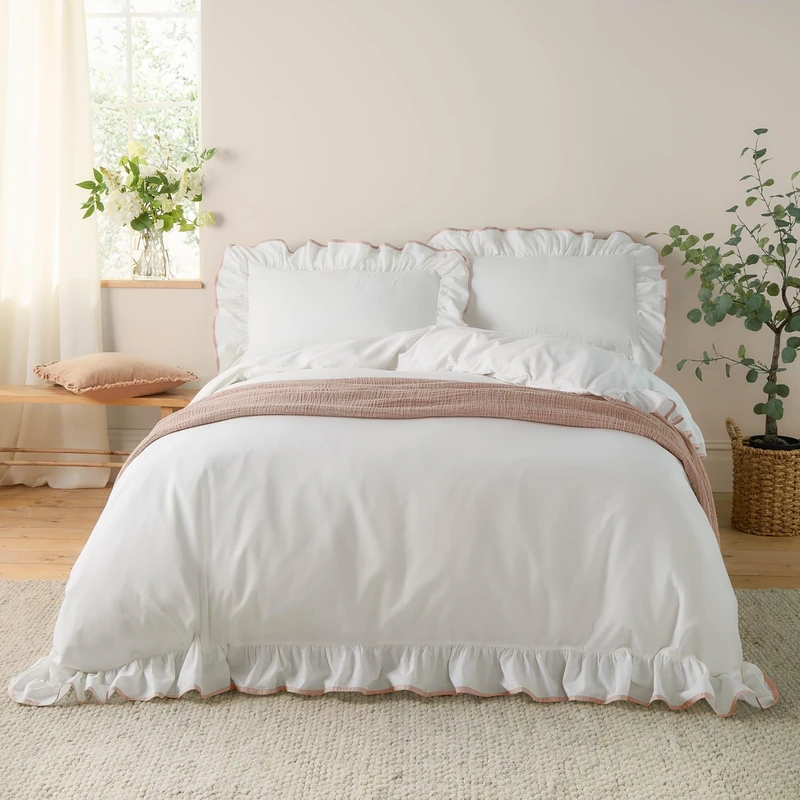 furn. Wylder Blousey Cotton Ruffle Duvet Cover Set – Ruffled Trim Luxury Bedding (Pink – Double)