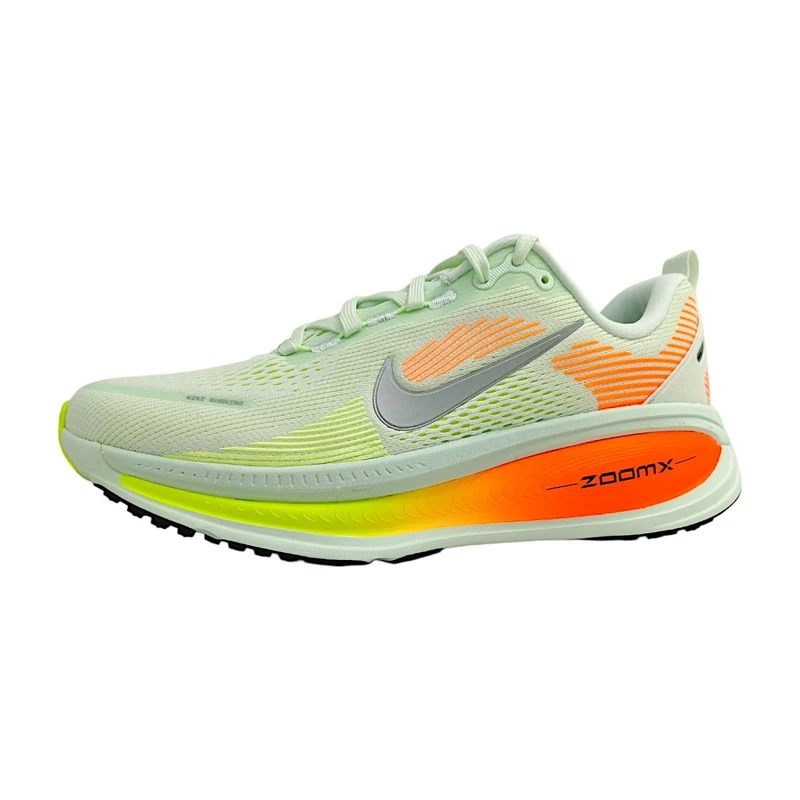 Nike Men's Vomero 18 Running Shoes, Barely Green/Metallic Silver, 9