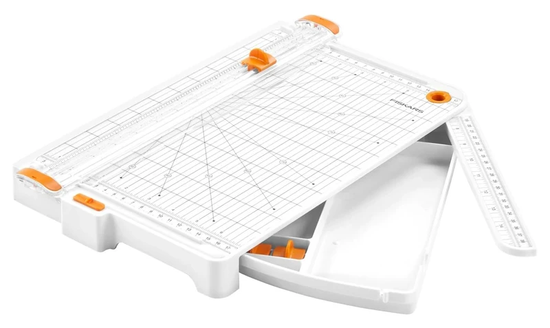 Fiskars Large Paper Cutter with Storage Compartment, SureCut, A4 Portrait Format, A3 Landscape Format, with Cutting line Guide, Incl. 3 TripleTrack Cutting Blades with Titanium, 1077981