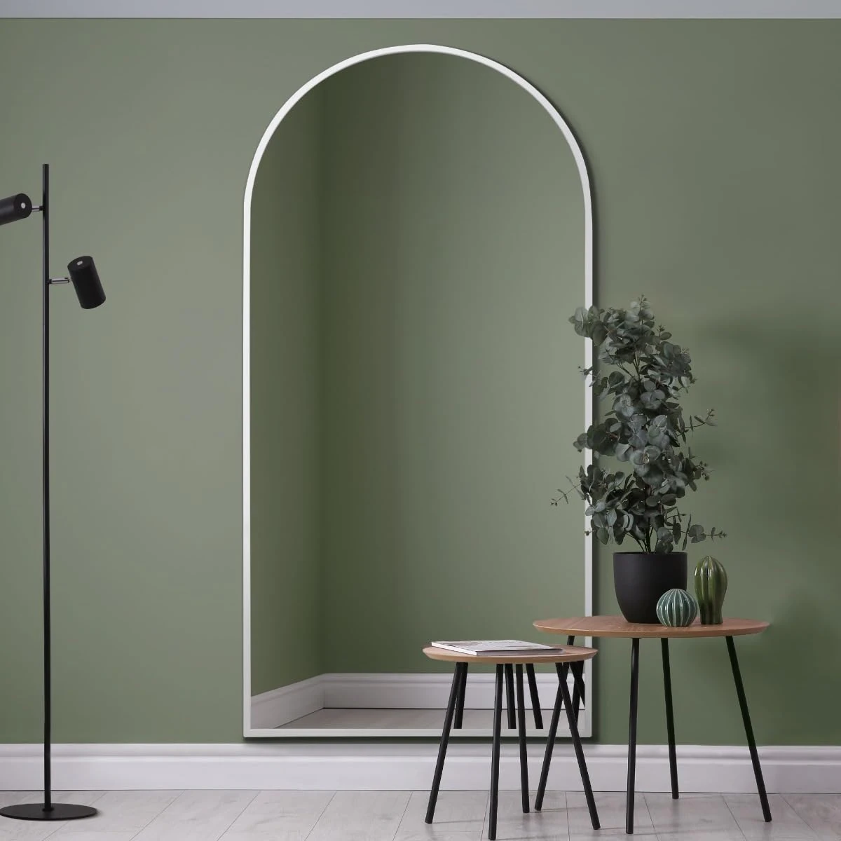 MirrorOutlet The Arcus - White Framed Modern Full Length Arched Leaner/Wall Mirror 79" X 39" (200CM X 100CM) Silver Mirror Glass with Black All weather Backing.