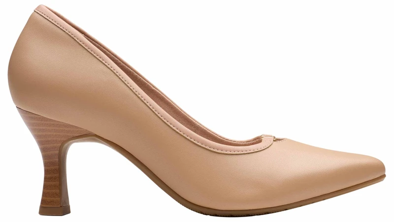 Clarks Kataleyna West Womens Beige Leather, 5.5