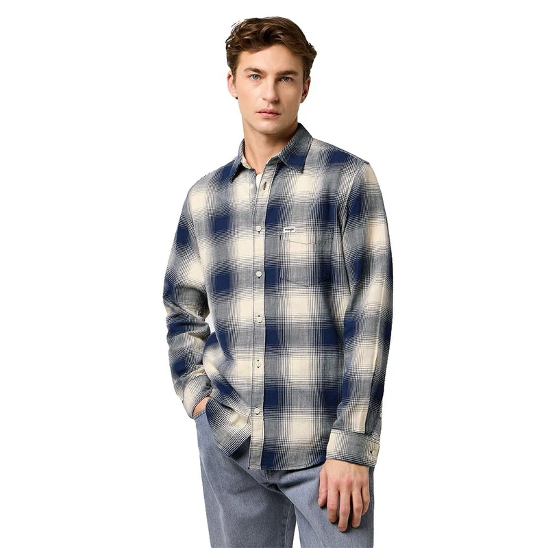 Wrangler Men's 1 Pkt Indigo Shirt, Blue (Dusty Blue), L - Image 1