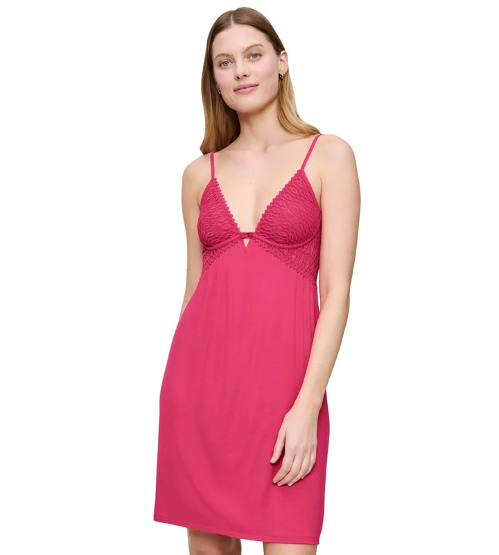 Triumph Women's Aura Spotlight NDK 04 X Nightgown, Flashy Pink, 40, Flashy Pink, 14