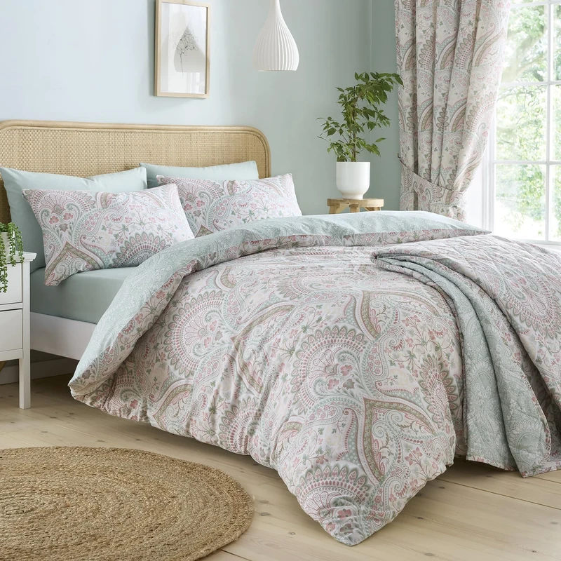 Dreams & Drapes - Green Jacobean Duvet Cover - Super King Bedding Size (260 x 220cm) - Reversible Designs - 2x Pillowcases - Moroccan Bohemian Bedding in Green - Exotic Persian Duvet Cover - Boho Bed