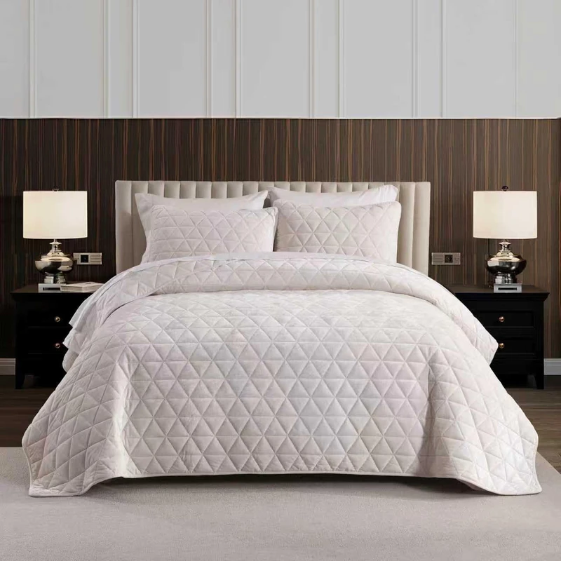 Homzard Velvet King Size Comforter Set, Luxury King Quilt, Cream White Bedding Set, Soft Bedspread, Lightweight for All Season