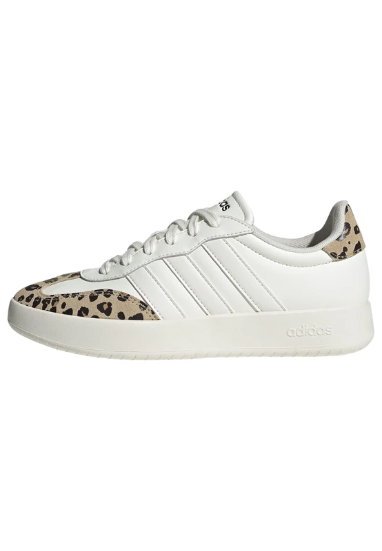 adidas Women's BARREDA Shoes, Off White/Off White/Magic Beige, 8 UK