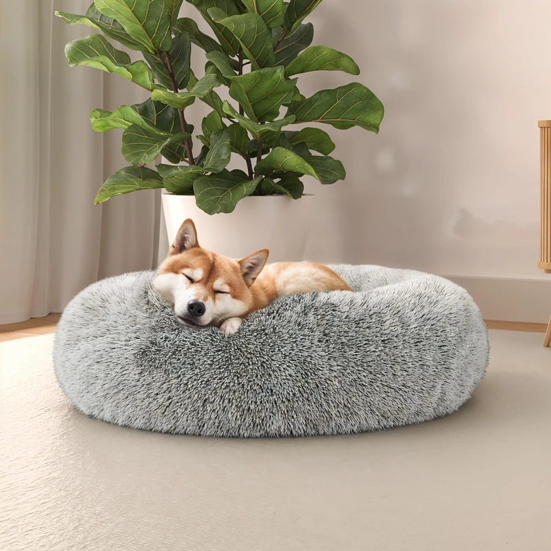 Italian Bed Linen Dreams Soft Pet Bed for Dogs and Cats, Pearl, 60 x 60 cm