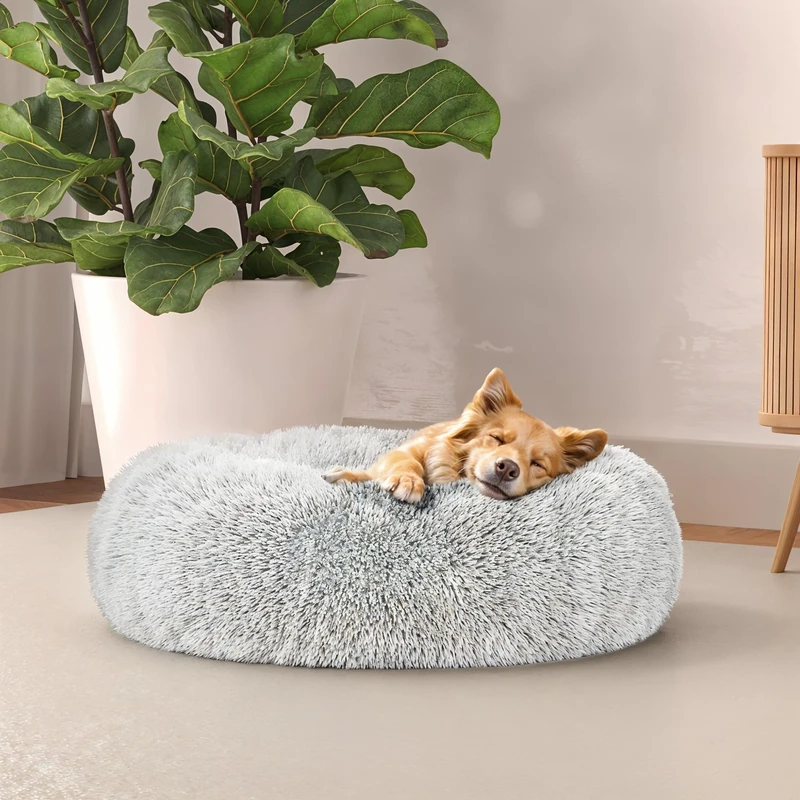 Italian Bed Linen Dreams Soft Dog and Cat Bed Cream 50 x 50 cm