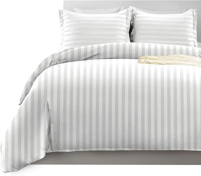eBeddy Linens 100% Egyptian Cotton Duvet Cover Extra Large King Size 136x120 Inch, Sateen Duvet Cover 800-TC, Soft, Breathable Cotton Quilt Cover with Zipper Closure - 3 PC - White Striped - 2CM
