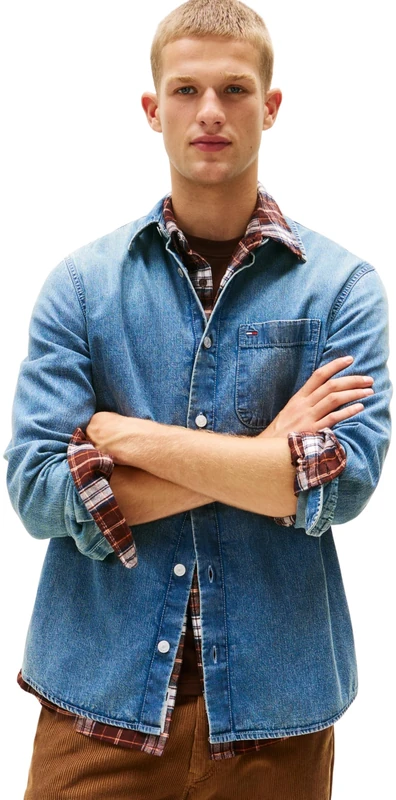 Tommy Jeans Men’s Regular Fit Denim Shirt with Chest Pocket, Blue (Denim Medium 01), XL