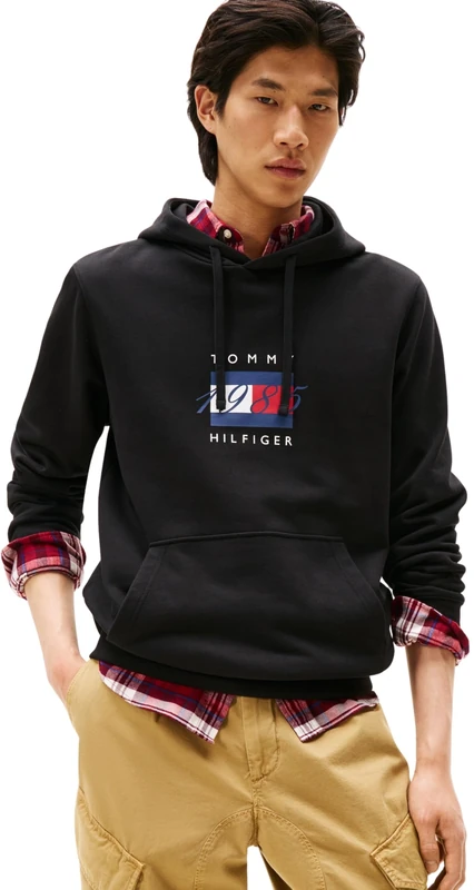 Tommy Hilfiger Men’s Linear Flag Graphic Cotton Hoodie, Black (Black), XL