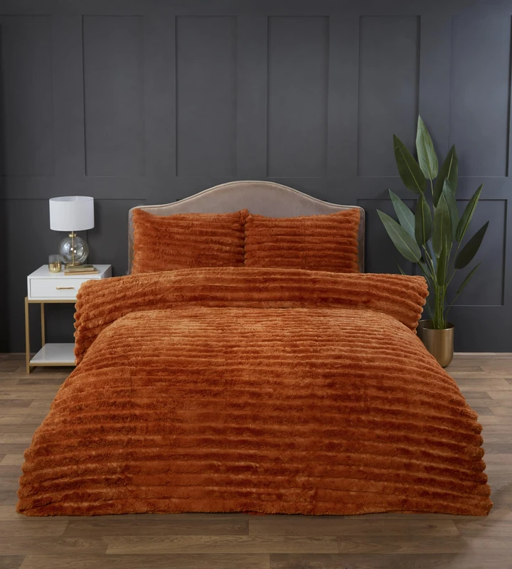 Rapport home Chunky Ribbed Premium Luxury Faux Rabbit Fur Duvet Cover Set Kingsize Burnt Orange Soft and Warm Fluffy Bedding Set