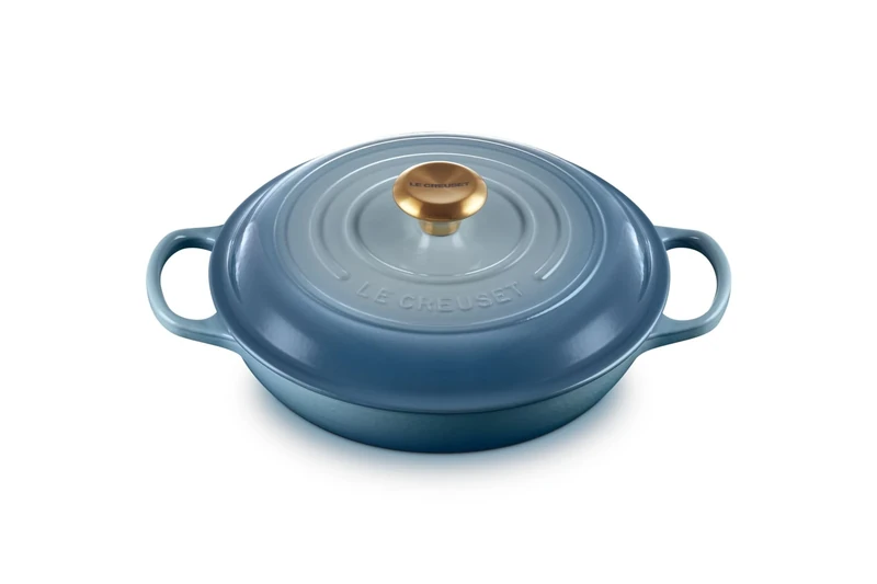 Le Creuset Signature Enamelled Cast Iron Shallow Casserole Dish With Lid, 26 cm, 2 Litres, Chambray, 21180264344441