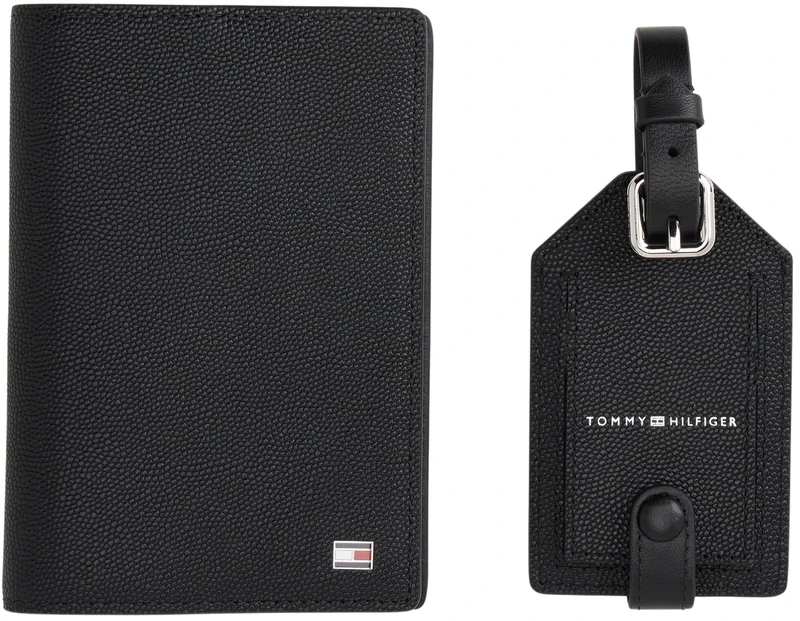 Tommy Hilfiger Men's TH Flag Passport Holder & TAG AM0AM13606 Gift Pack, Black (Black), One Size