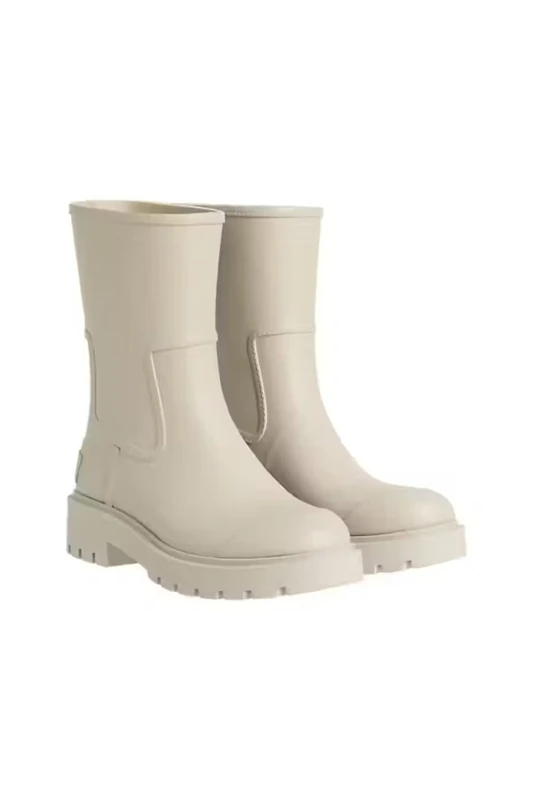 Calvin Klein Women’s Mid Chunky Rubber Rainboots, Off-White (Chateau), 4