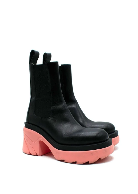 Bottega Veneta Pre-Loved Pink and Black Flash Platform Boot