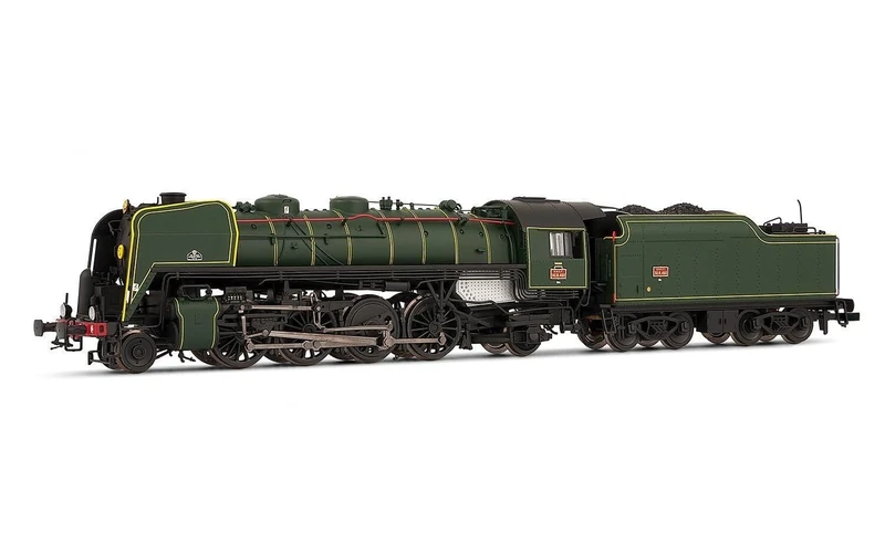 Arnold HN2545 SNCF, 141R 460 with mixed spoke and boxpok wheels and rivetted coal tender, green livery, epIII Steam Locomotive