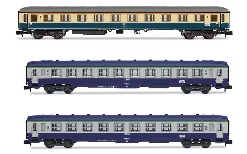 Arnold HN4437 D242 Paris – Berlin – Warszawa, 3-unit pack 2, 2, 1 x Am DB blue, beige, 2 x DEV A0 B10 SNCF, epIV Passenger Coaches