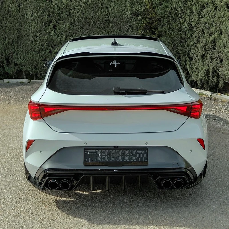 Oneway Rear Side Diffusors compatible with Cupra Leon HB 2020- - Version 3 - Gloss black