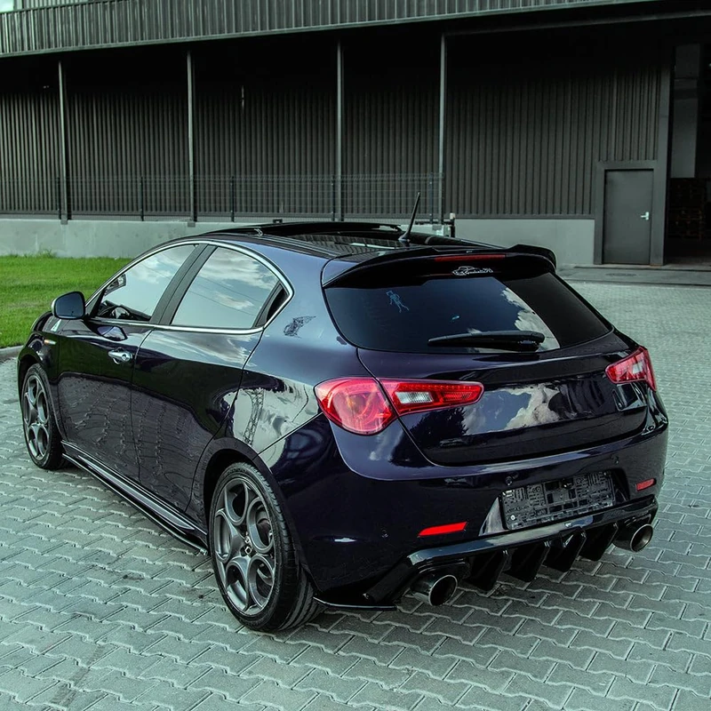 Oneway Rear Side Diffusors compatible with Alfa Romeo Giulietta 2010-2020 - Gloss black