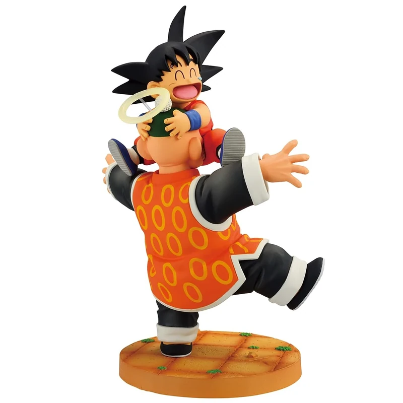 ICHIBANSHO FIGURE - Dragon Ball - Son Goku & Grandpa Son Gohan (Dragon History II) Revible Moment Collectible Statue