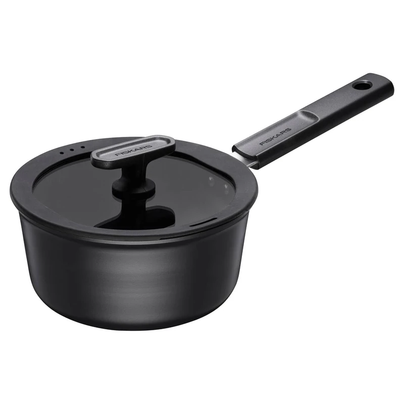 Fiskars saucepan with lid, Hard Face, diameter 18 cm, capacity: 1.8 litres, suitable for all hobs, non-stick coating, scratch-resistant, aluminium/plastic, 1075524, Black