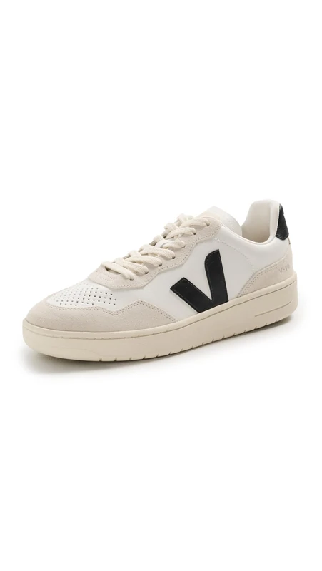 VEJA V-90 Sneaker