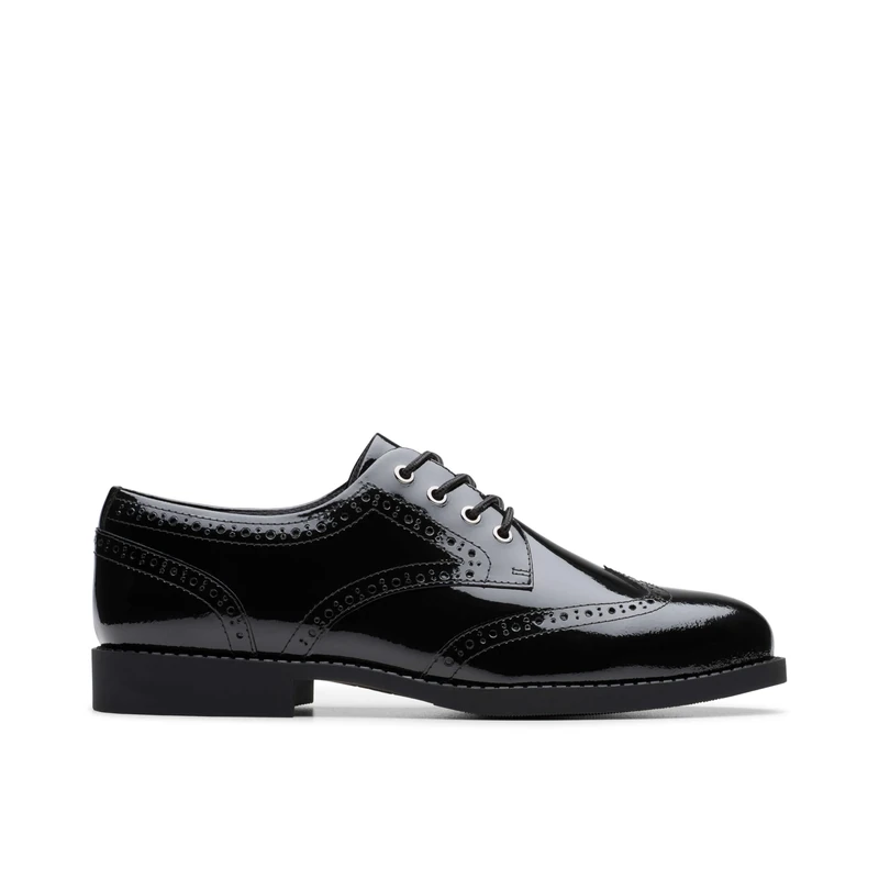 Clarks Tapa Pure Y. Childrens Black Pat, 4