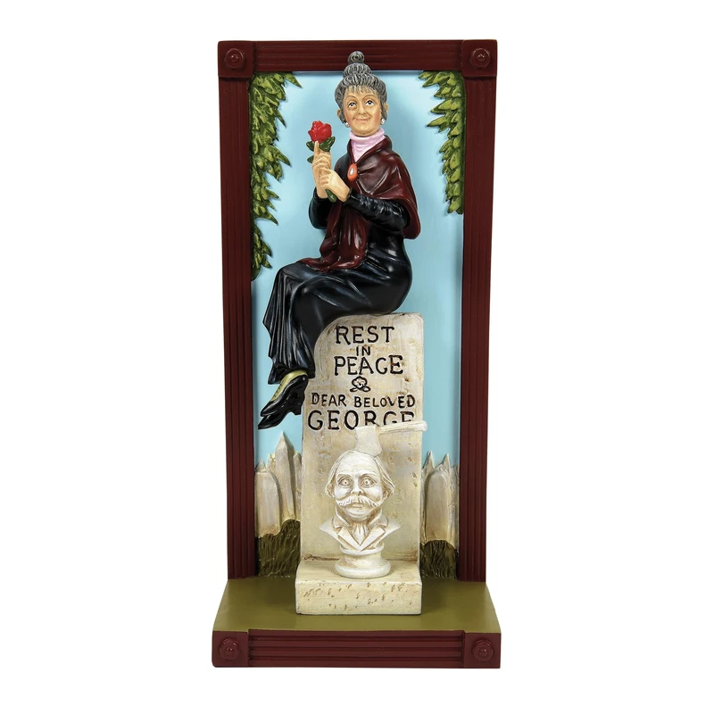 Disney Showcase Haunted Mansion Georges Widow 6016746