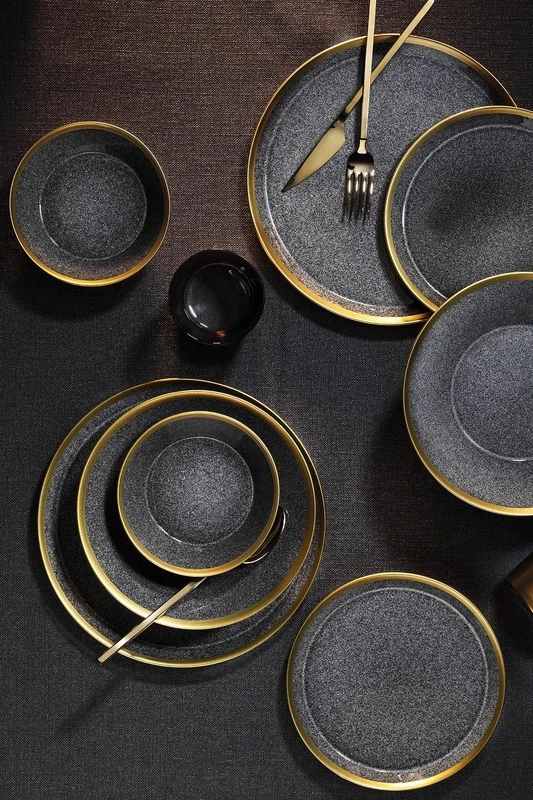 Elegant 16-Piece Dinner Set, Black & Gold, 100% Porcelain, Includes Service Plates, Dessert Plates & Bowls, Perfect for Stylish Dining Experiences