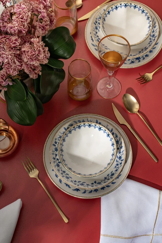 Elegant 18-Piece Dinner Set, 100% Porcelain, Blue & White, Includes 6 Service Plates (25 cm), 6 Plates (21 cm), 6 Bowls (400 ml), Perfect for Dining & Entertaining