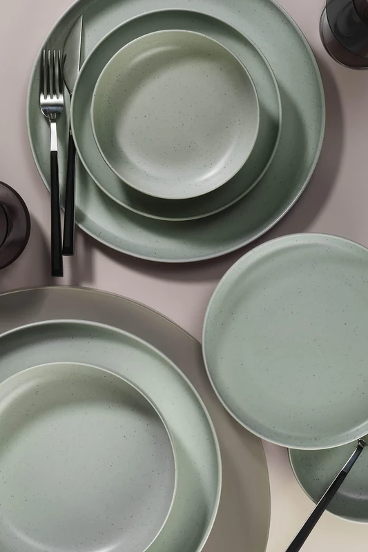 Elegant 16-Piece Dinner Set, 100% Porcelain, Includes Service Plates, Bowls & Dessert Plates, Dishwasher & Microwave Safe, Perfect for Any Occasion