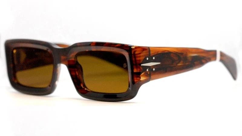 DAVID BECKHAM GAFAS Modelo: DB 7131/S_ C: BROWN HORN/Eye size: 52 - Bridge size: 22