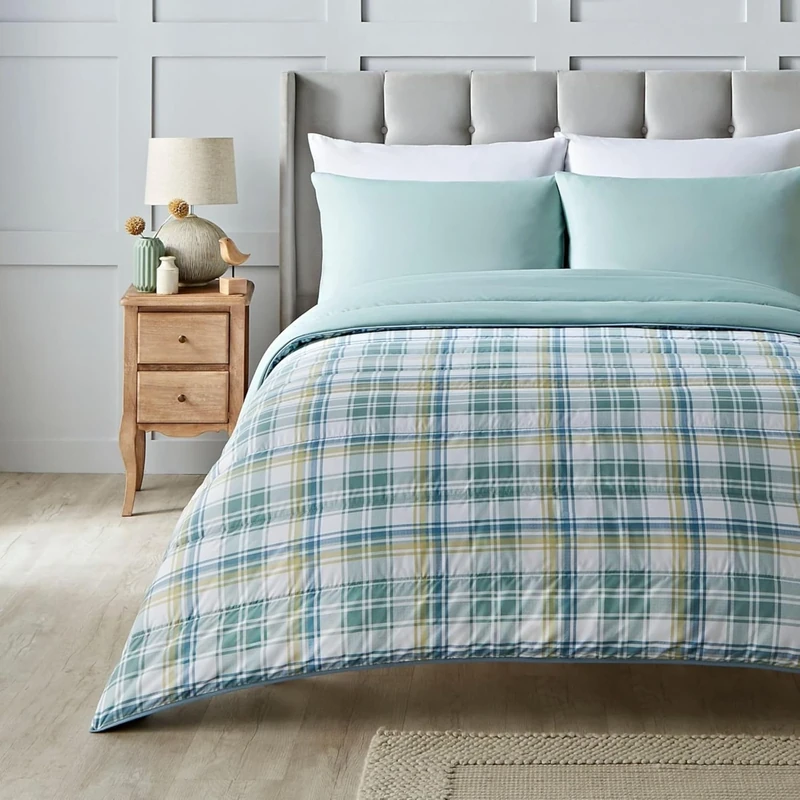 Night Lark Coverless Duvet and Pillowcase Set, Spring Summer Collection – 6 Tog Coverless Duvet King with Advanced Smartfil® Fibre, Machine Washable, Hypoallergenic – Country Check, King Bed Size