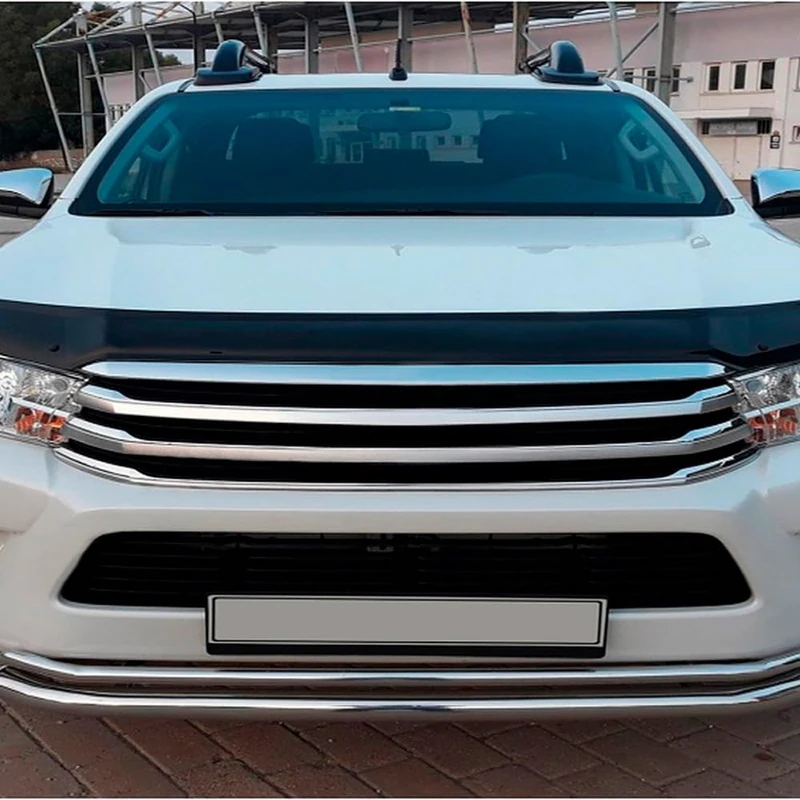 Oneway Bonnet Protector compatible with Toyota Hilux 8th Gen. 2015-2020 - Gloss black