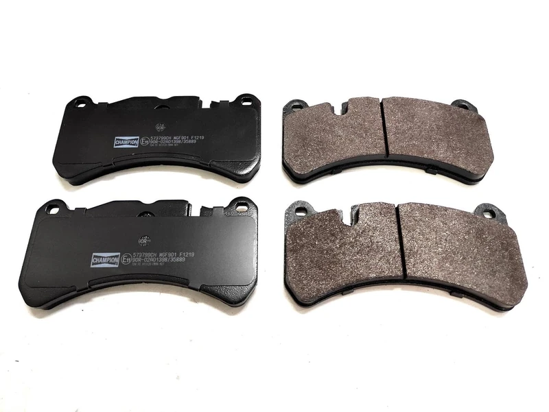 Front Disc Brake Pad for Mercedes