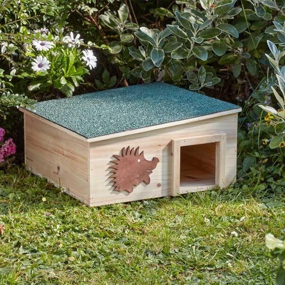 Garden Mile Wooden Hedgehog House For Garden Animal Shelter Hibernation Box Hedgehog Feeding Station Predator-Proof Outdoor Habitat Wooden shelter for wildlife