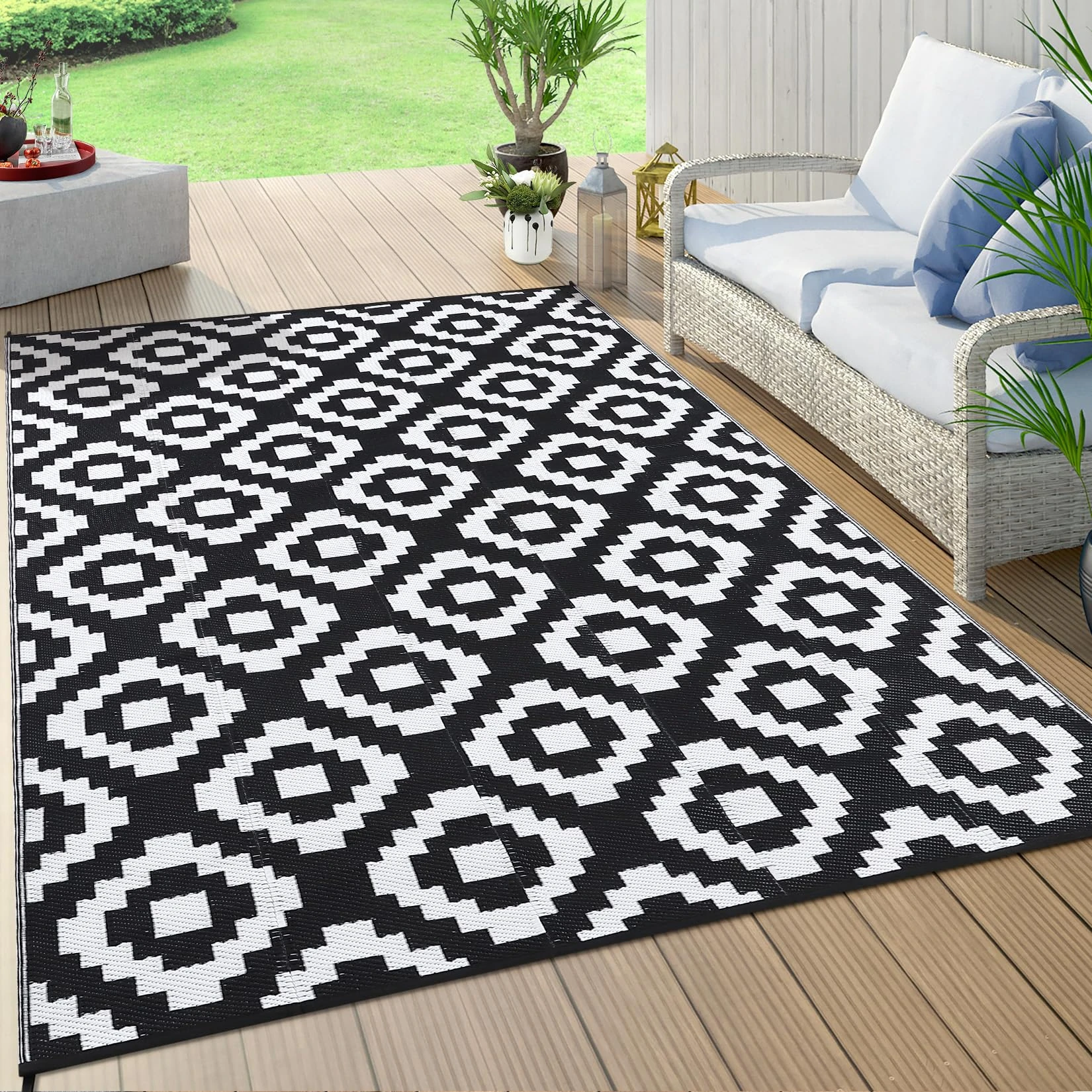 COZYLOOM Patio Rug 10x20 Outdoor Rug Lightweight Reversible Camping Rug Waterproof Plastic Straw Rug Modern Outdoor Floor Mat for RV Backyard Porch Deck Picnic Beach Trailer Black White Square