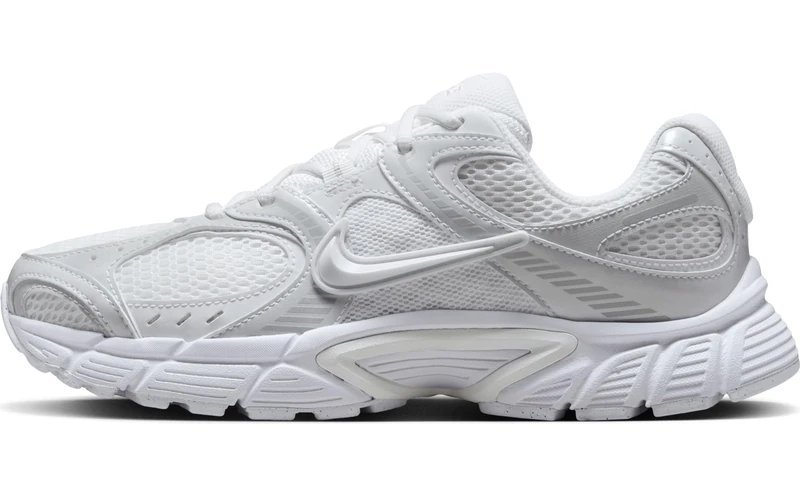 Nike Women's V5 RNR Shoes, White/White/Black/Metallic SIL, 7.5