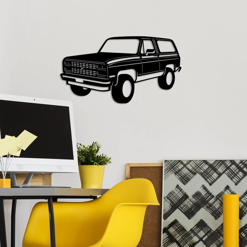 Stylish Black Decorative Metal Wall Accessory, 60 x 33 cm, 100% Metal, 1.5 mm Thickness, Lightweight (0.807 kg), Perfect for Modern Home Decor